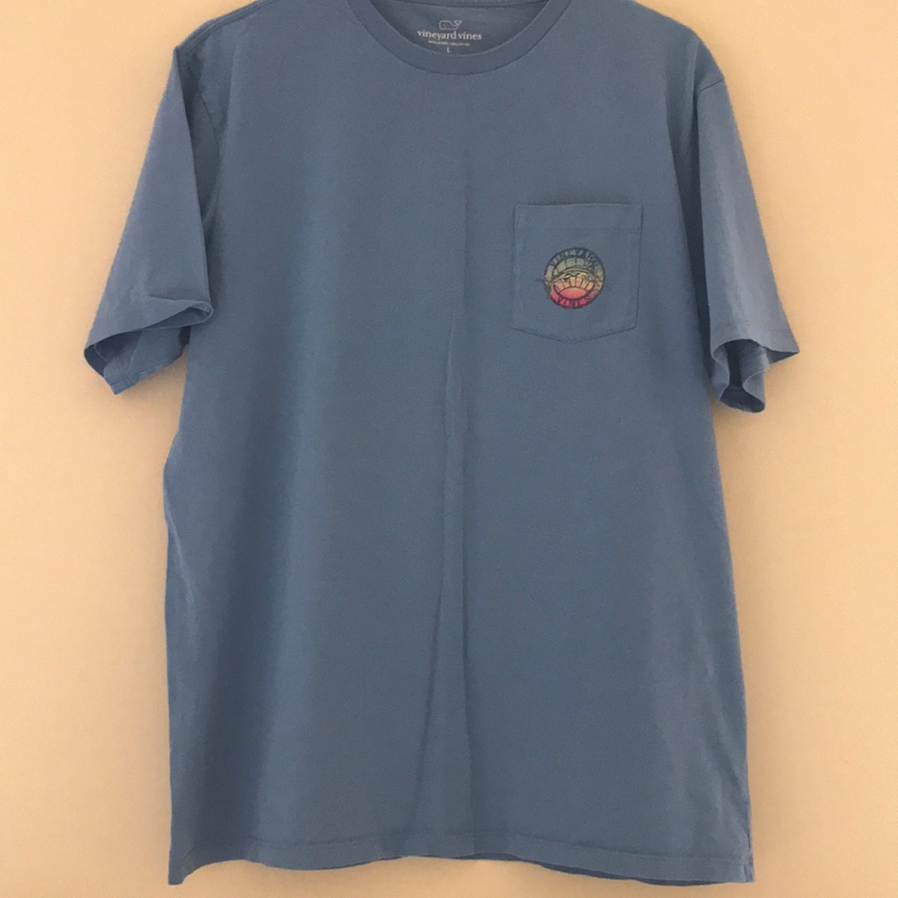 Vineyard Vines tee